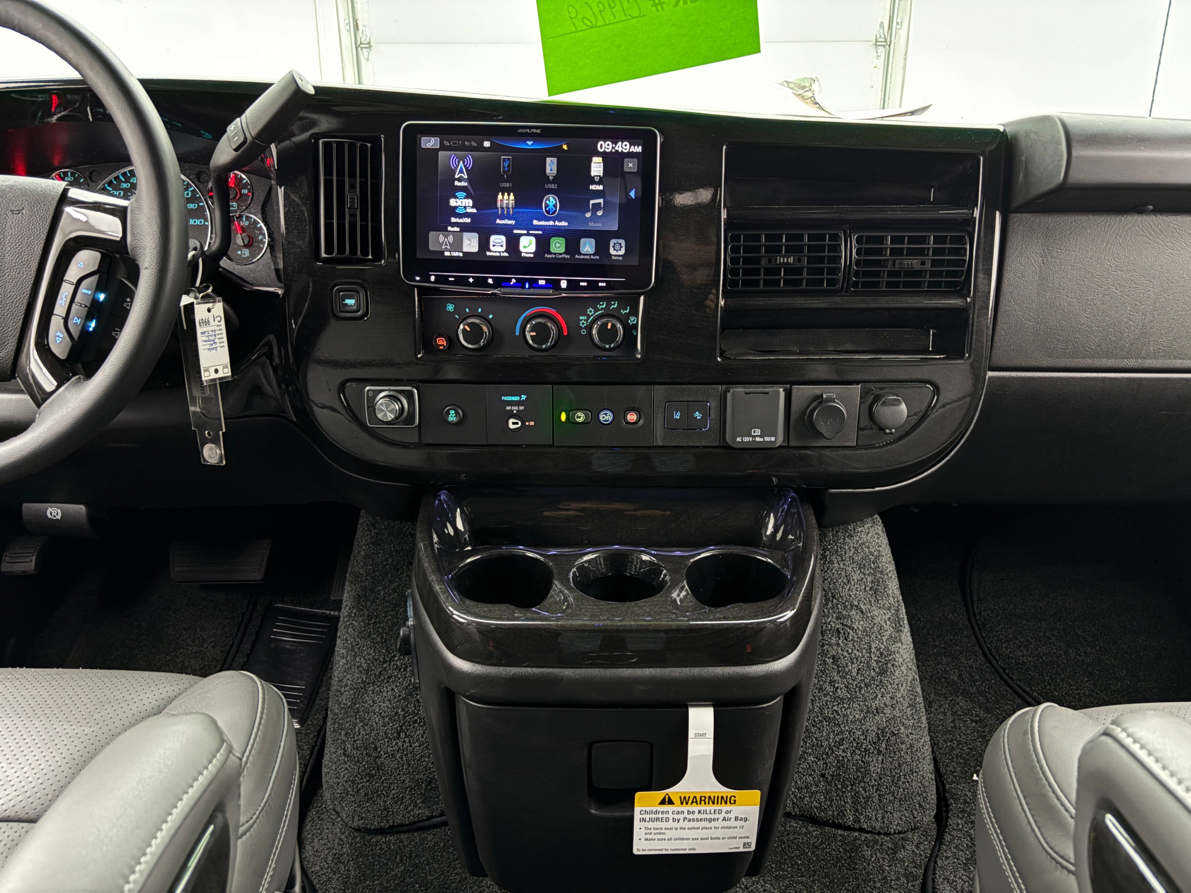 New 2026 GMC Savana 2500 w/ Driver Convenience Package RWD image 27