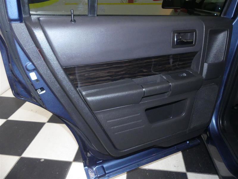 Used 2019 Ford Flex SEL image 26