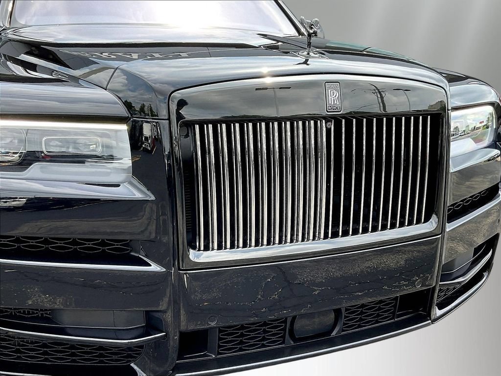 Used 2020 Rolls-Royce Cullinan Black Badge AWD/4WD image 31
