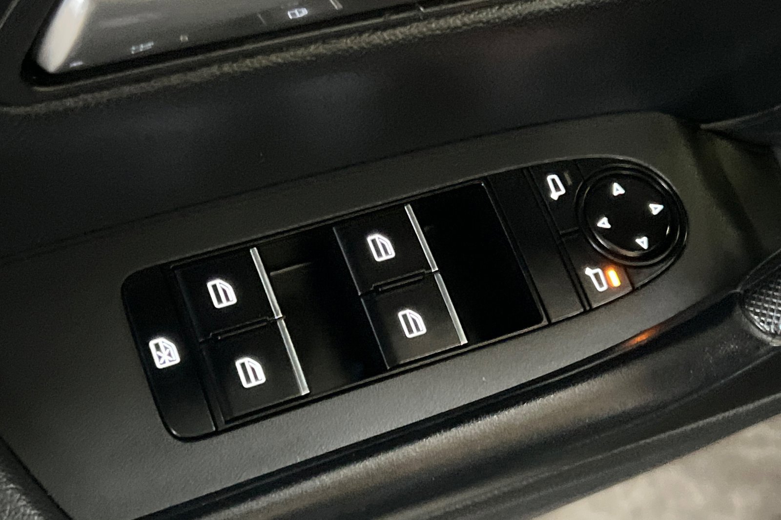 Used 2023 MAZDA CX-50 2.5 S w/ Preferred Plus Pkg image 12