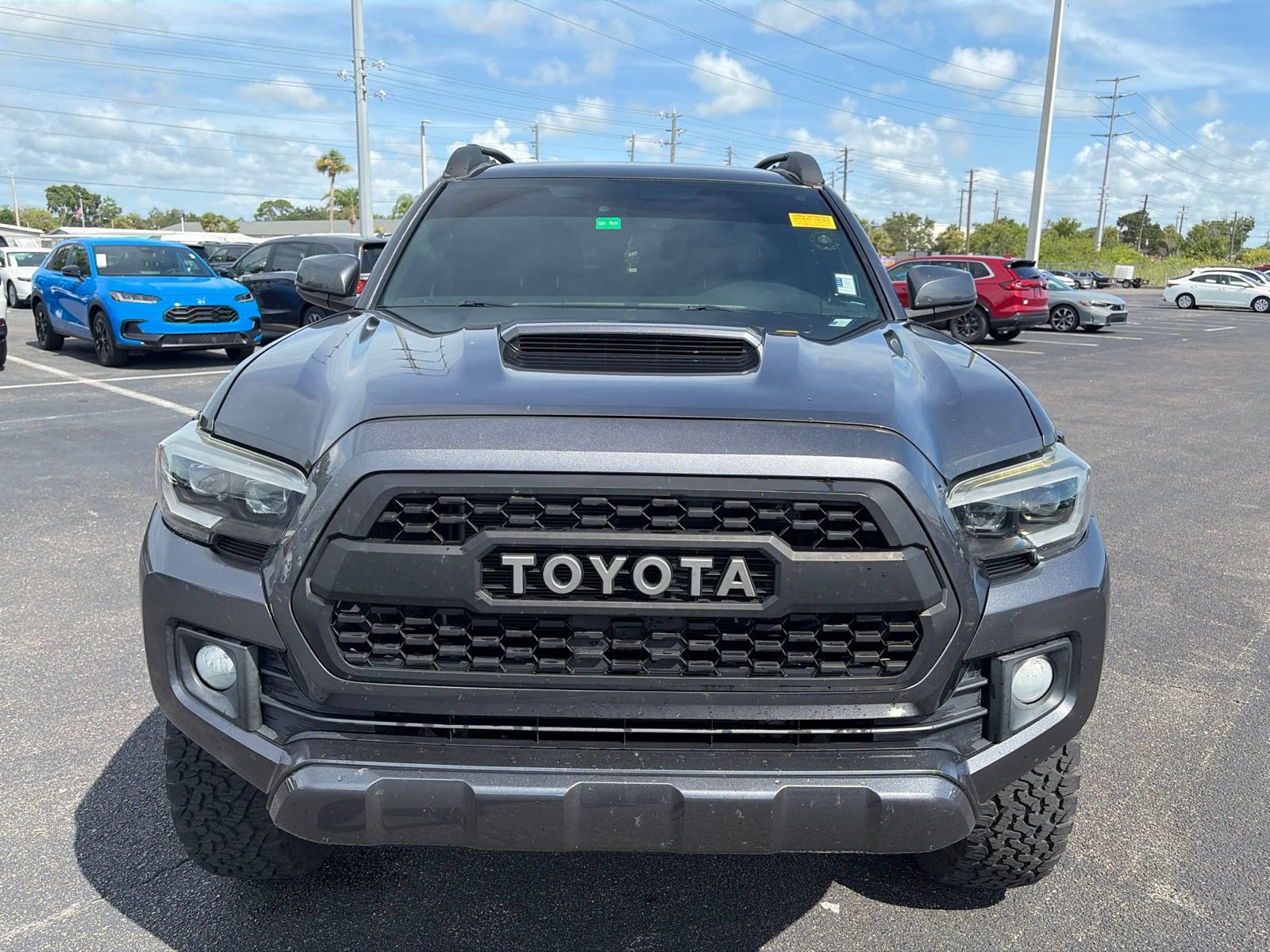Used 2019 Toyota Tacoma TRD Sport RWD image 2