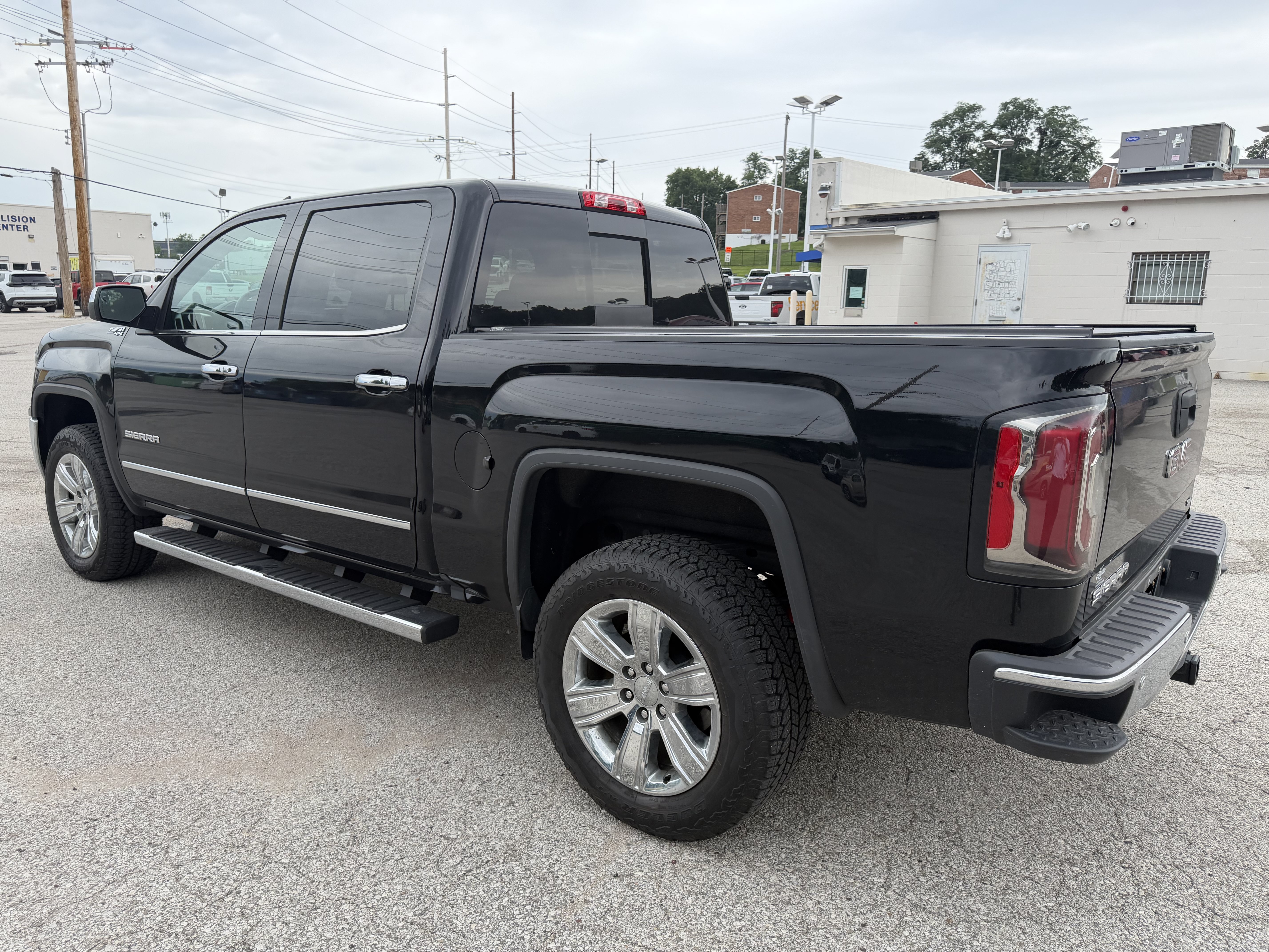 Used 2018 GMC Sierra 1500 SLT AWD/4WD image 5