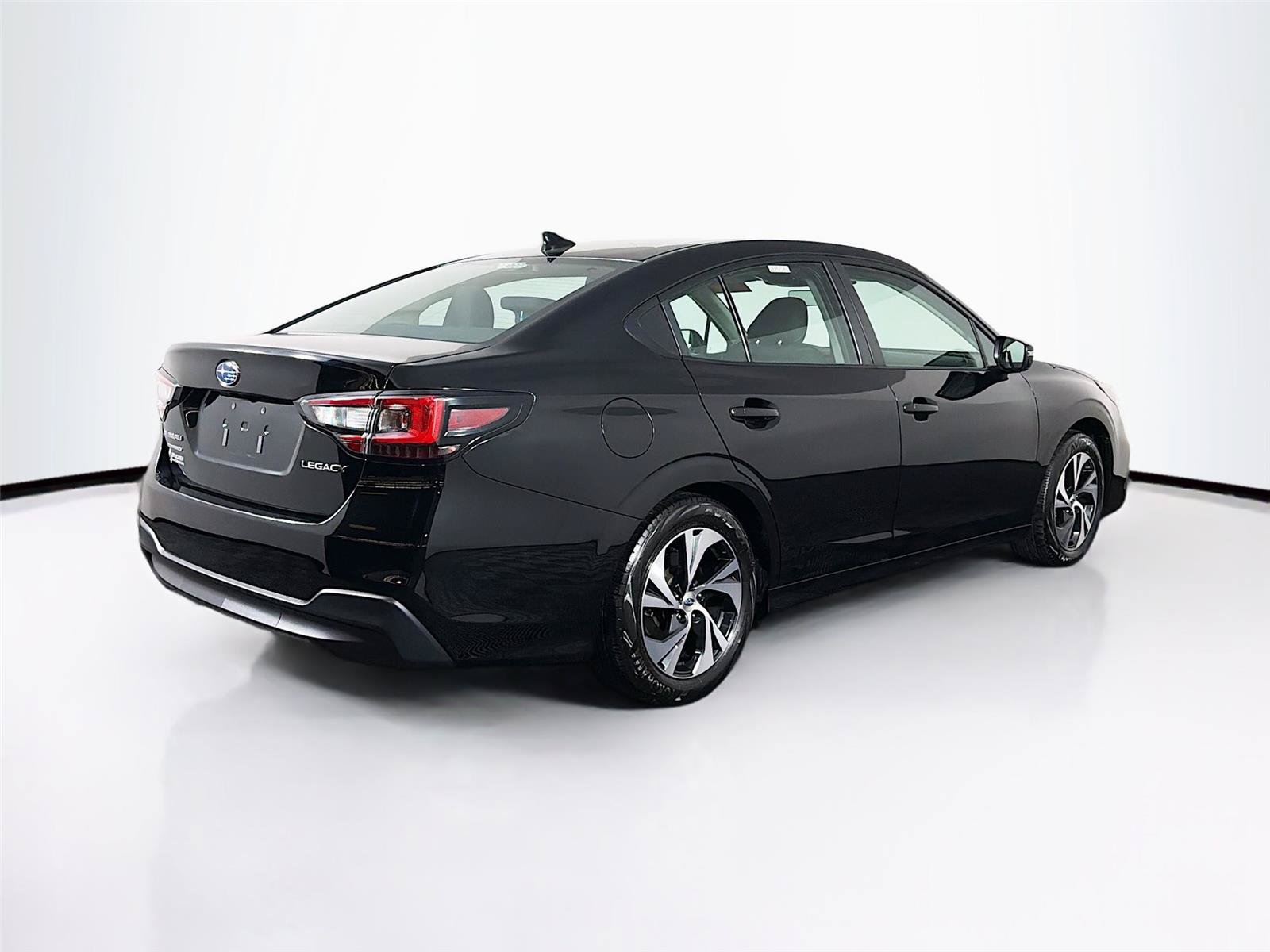 Used 2024 Subaru Legacy Premium AWD/4WD image 11