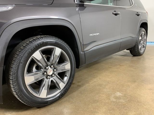 Used 2017 GMC Acadia SLT FWD image 2