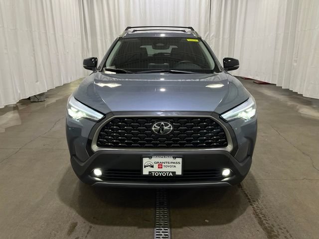 Certified 2025 Toyota Corolla Cross XLE w/ Convenience Package AWD/4WD image 9