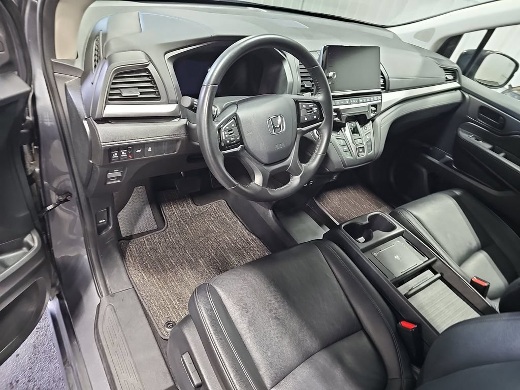 Used 2025 Honda Odyssey EX-L image 16