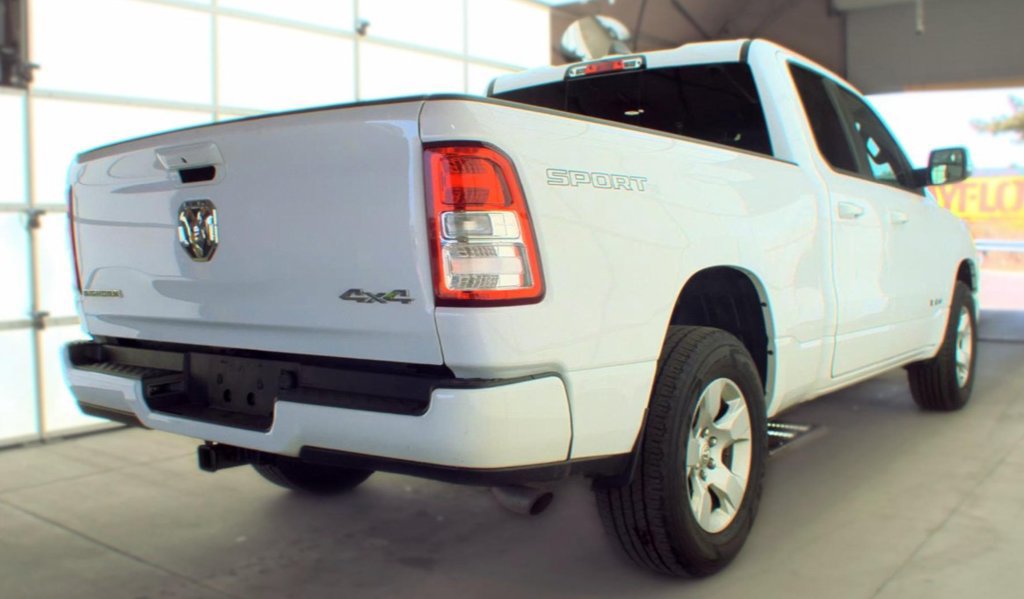 Used 2023 RAM 1500 Big Horn AWD/4WD image 3