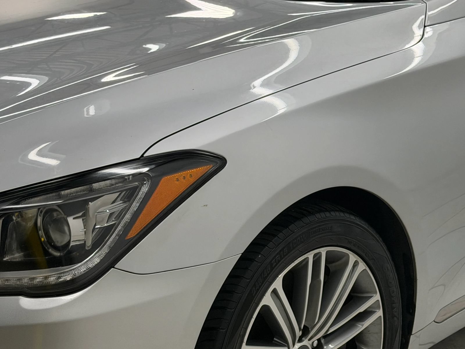Used 2018 Genesis G80 3.8 w/ Option Group 02 RWD image 4