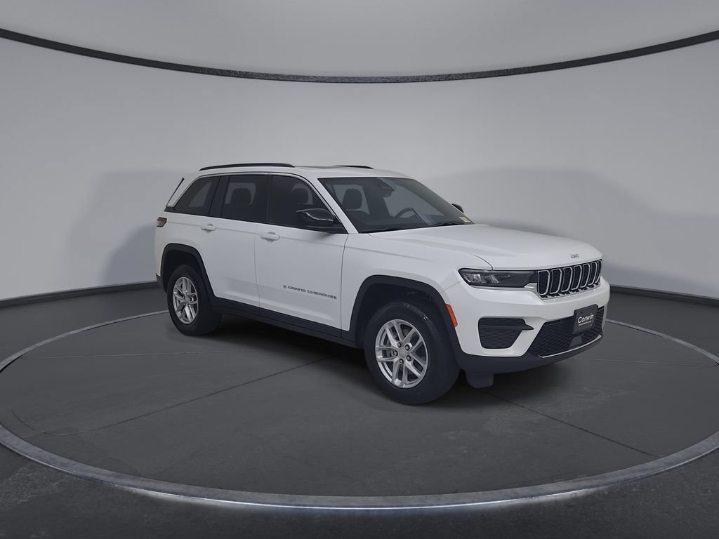 Certified 2026 Jeep Grand Cherokee Laredo X AWD/4WD image 4