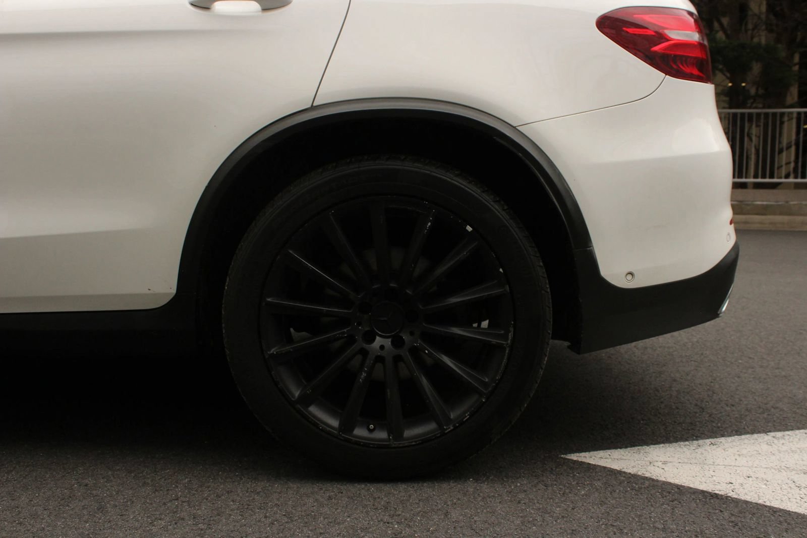 Used 2018 Mercedes-Benz GLC 43 AMG 4MATIC image 10