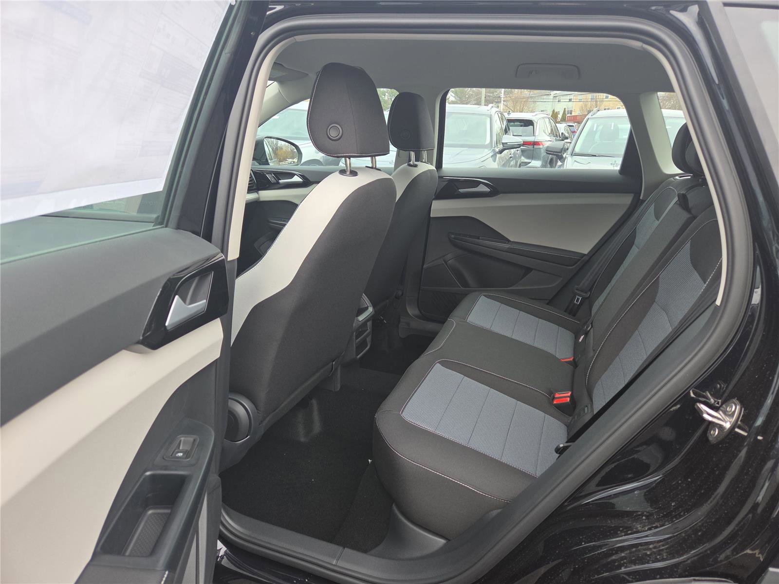 New 2026 Volkswagen Taos S AWD/4WD image 25