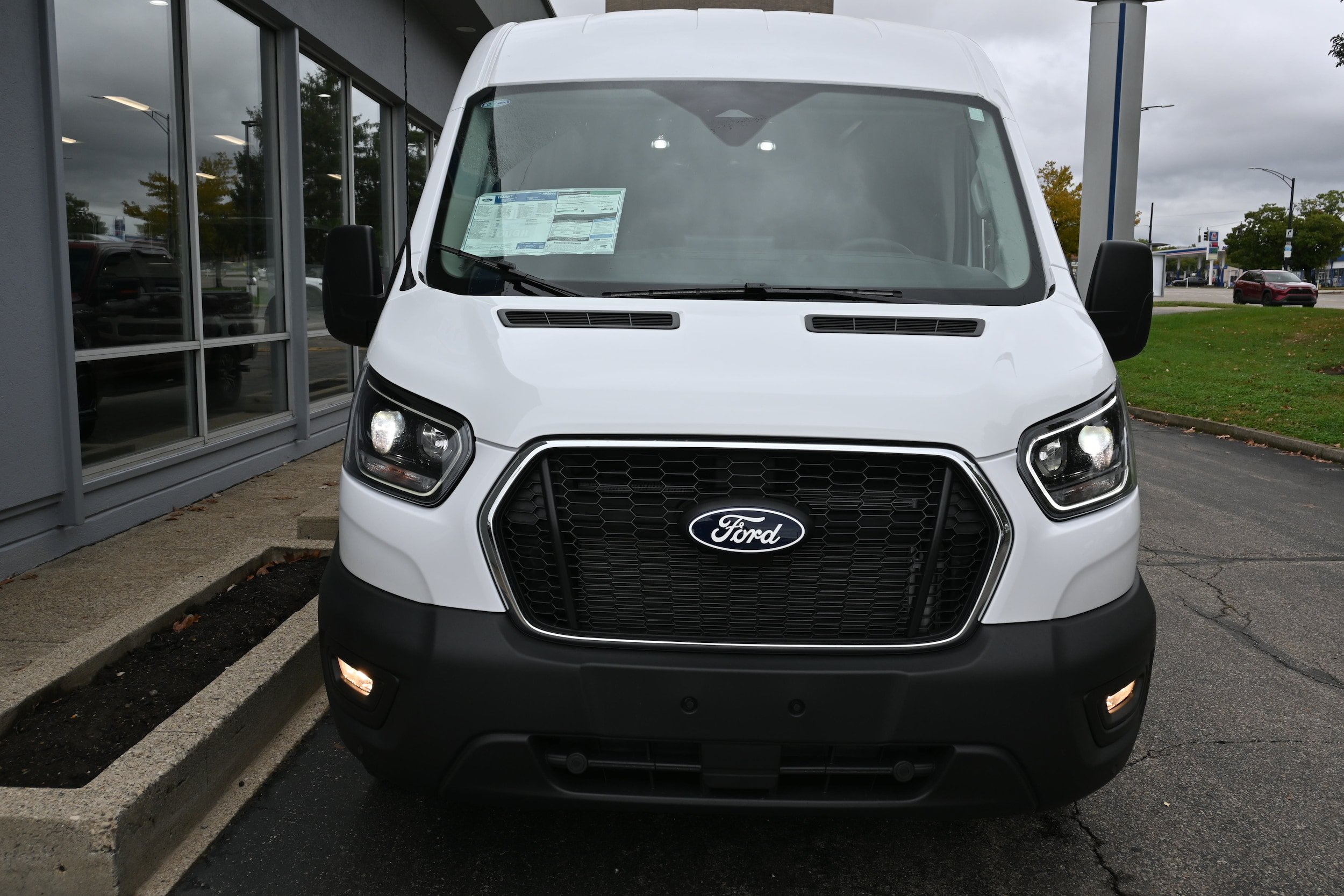 New 2026 Ford Transit 250 148 Medium Roof w/ Exterior Upgrade Package RWD image 2