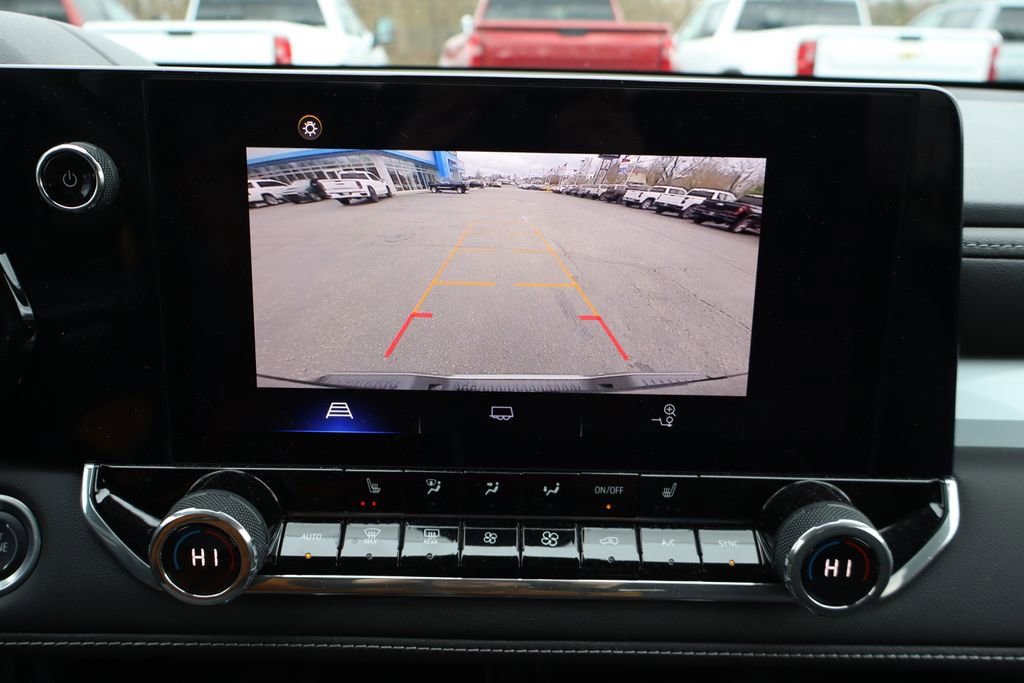 Used 2024 Chevrolet Colorado LT w/ LT Convenience Package III image 11