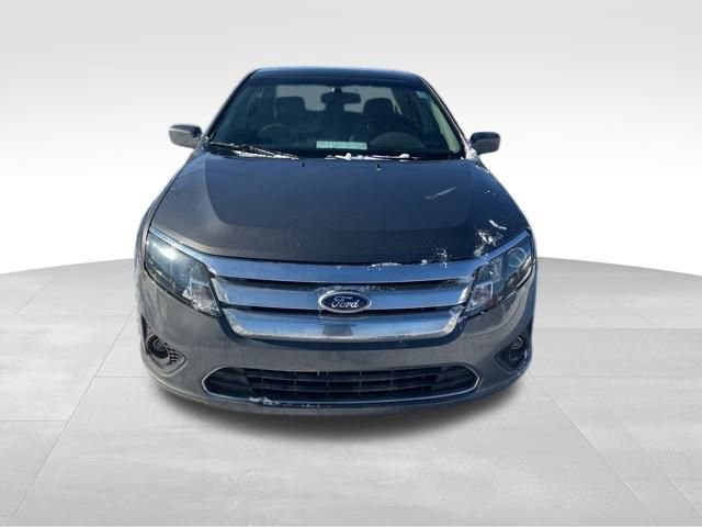 Used 2010 Ford Fusion SE image 2