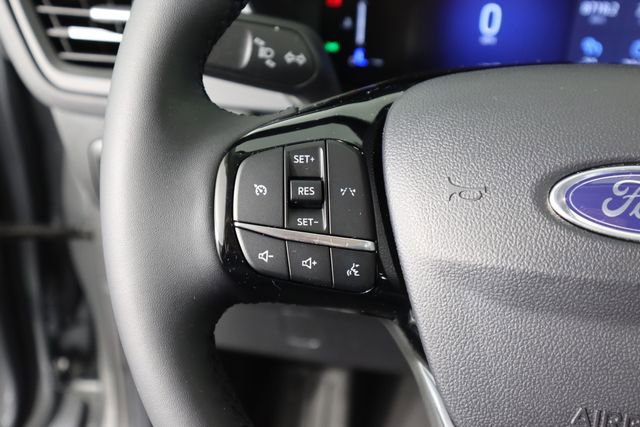 Certified 2023 Ford Escape Active AWD/4WD image 40