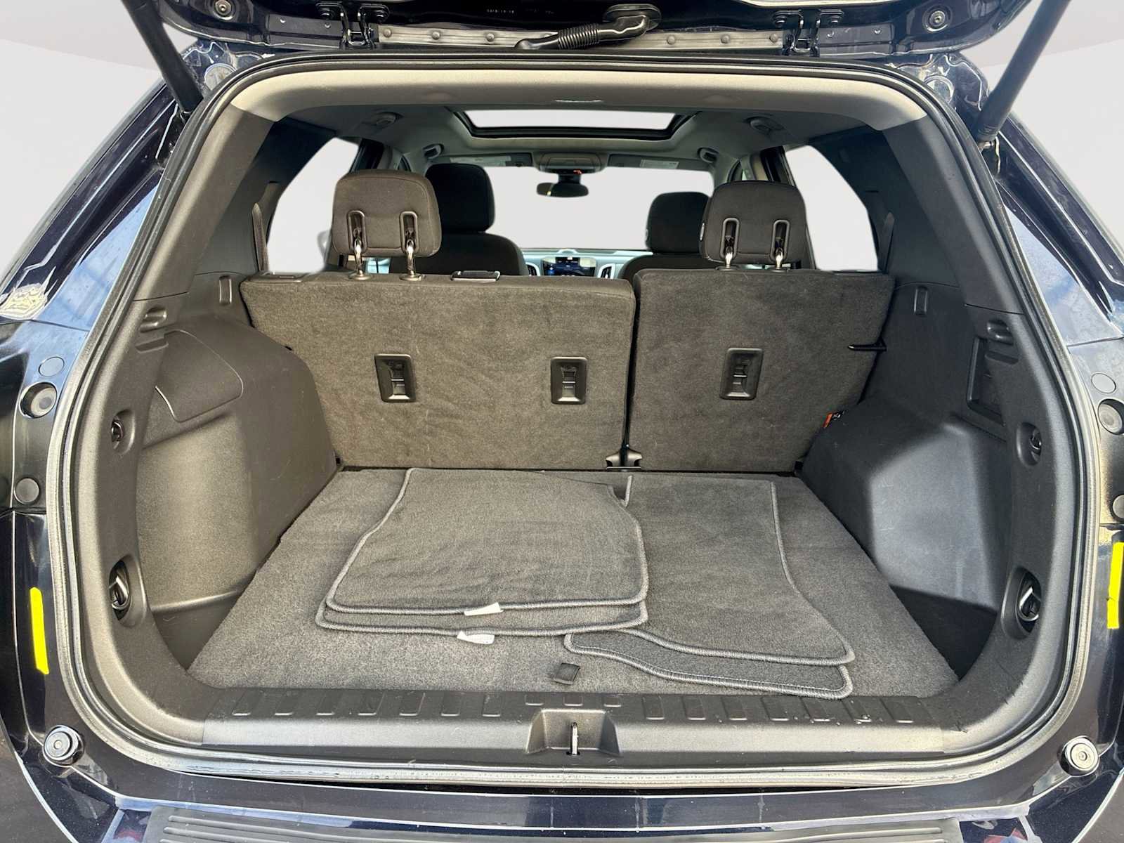 Used 2020 Chevrolet Equinox LT image 27