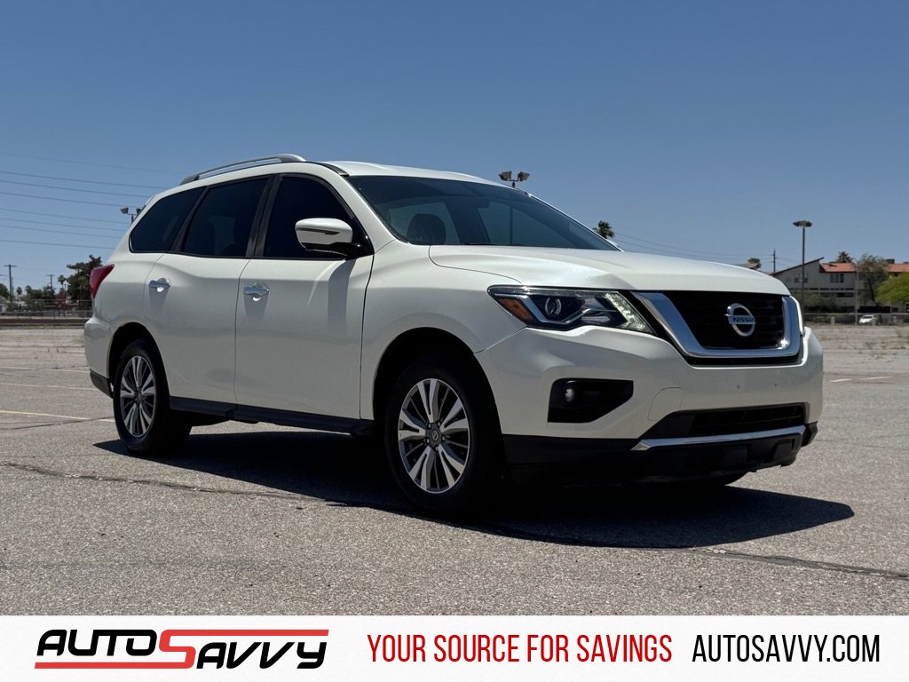 Used 2020 Nissan Pathfinder SL image 1