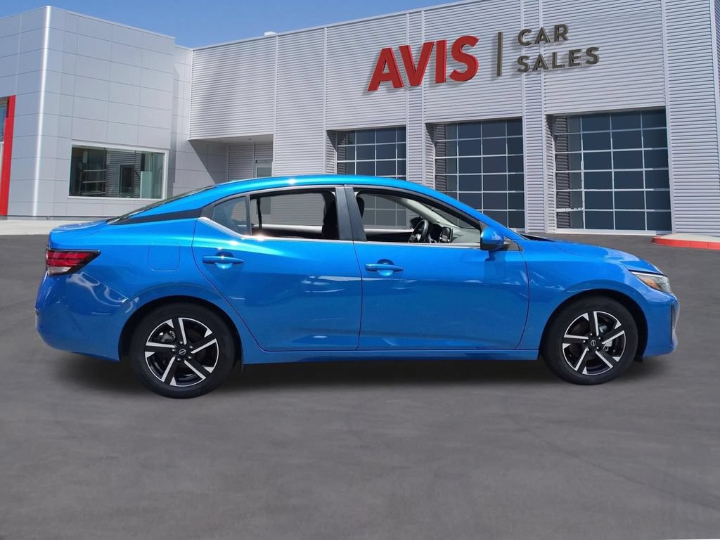 Used 2025 Nissan Sentra SV FWD image 5