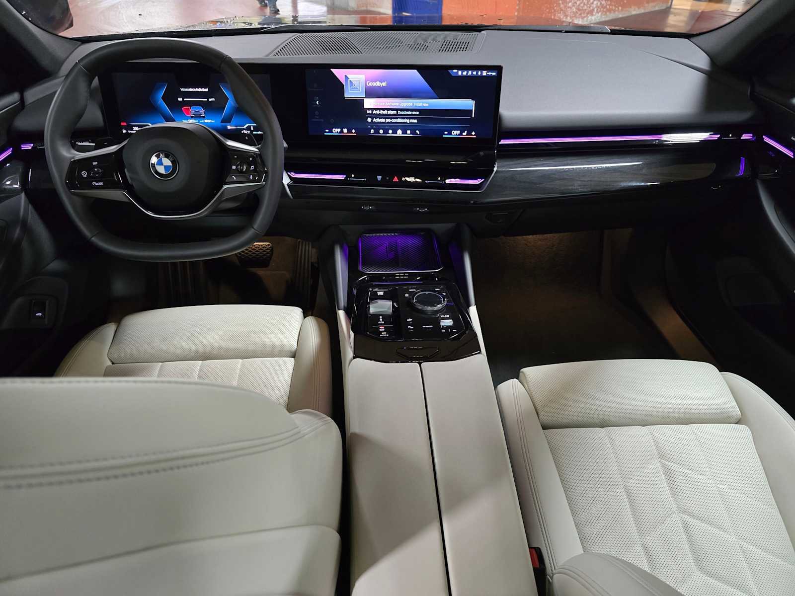 Used 2024 BMW 530i xDrive w/ Convenience Package image 35