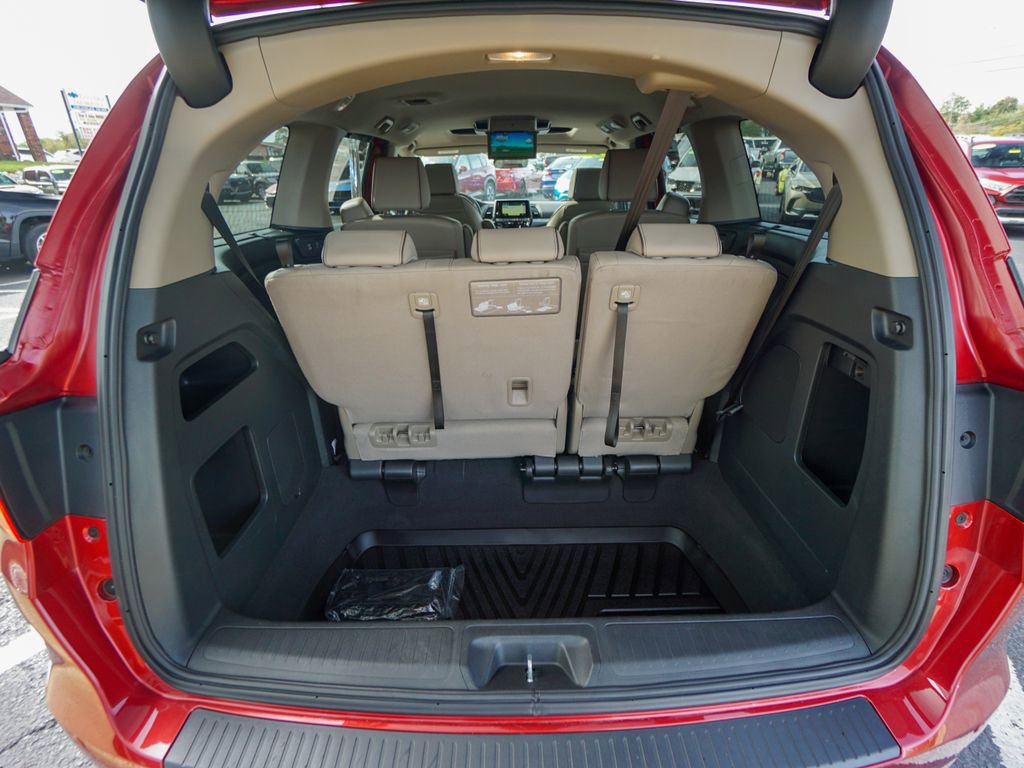 Used 2023 Honda Odyssey Elite image 38