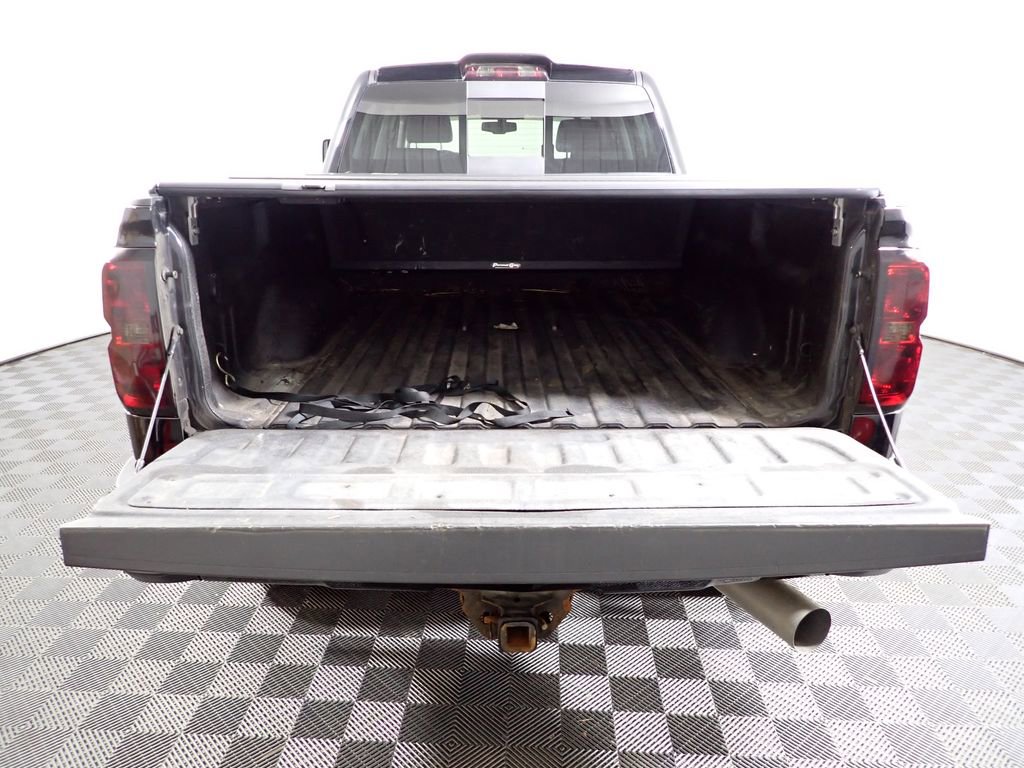Used 2017 Chevrolet Silverado 2500 LT w/ Midnight Edition AWD/4WD image 17