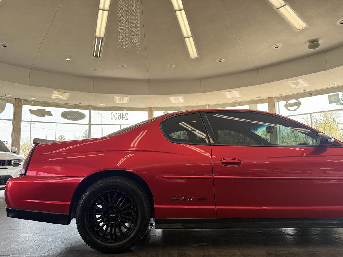 Used 2004 Chevrolet Monte Carlo SS w/ Preferred Equipment Group FWD image 9