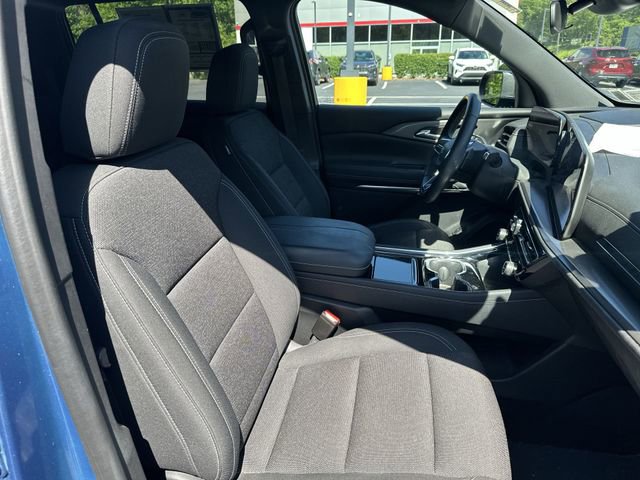 Used 2024 Chevrolet Traverse LS AWD/4WD image 30