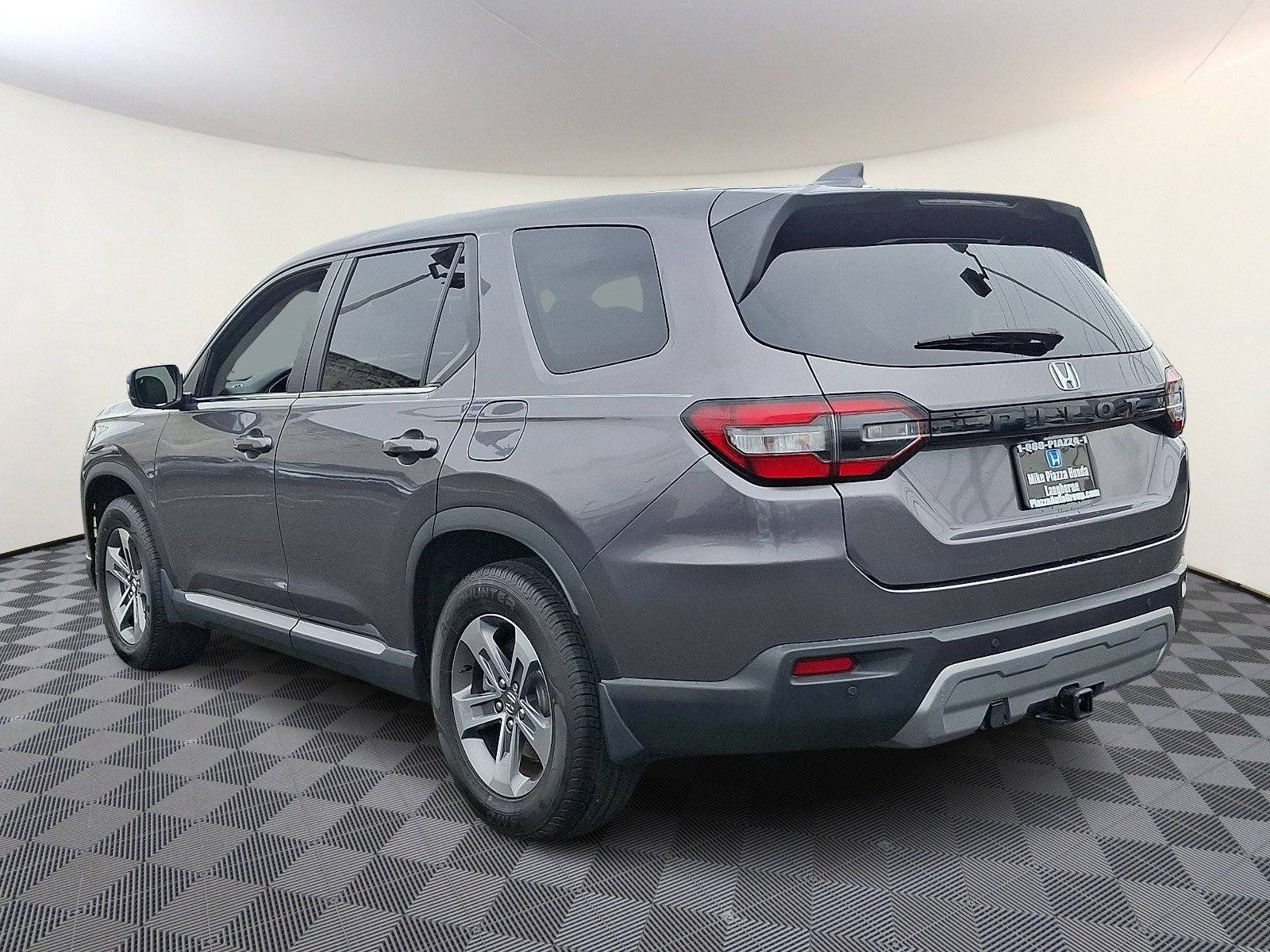 Used 2023 Honda Pilot EX-L image 5