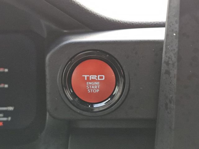 Used 2024 Toyota Tacoma TRD Off-Road image 18