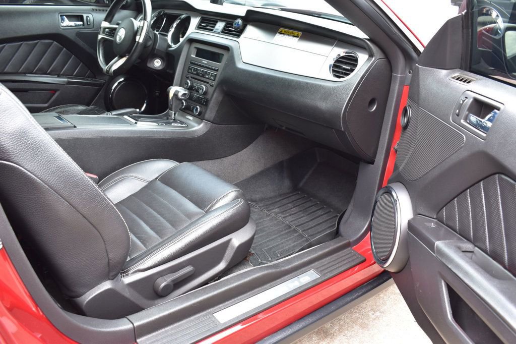 Used 2012 Ford Mustang Premium RWD image 19