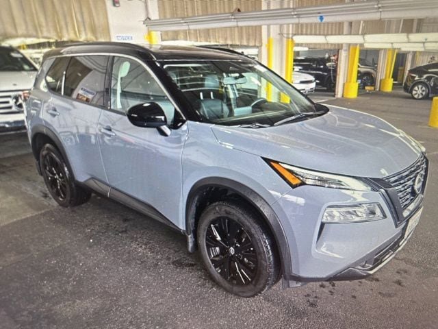 Certified 2023 Nissan Rogue SV w/ SV Premium B Package FWD image 12