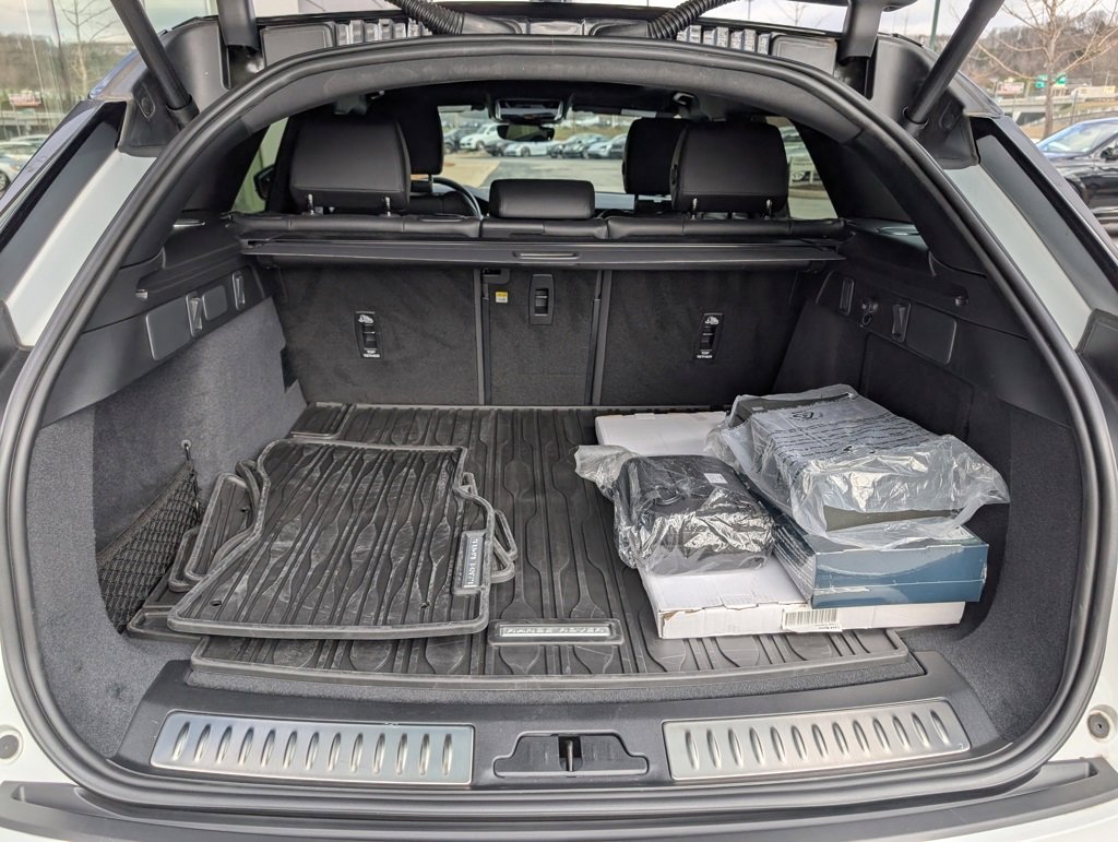 Certified 2025 Land Rover Range Rover Velar S image 29