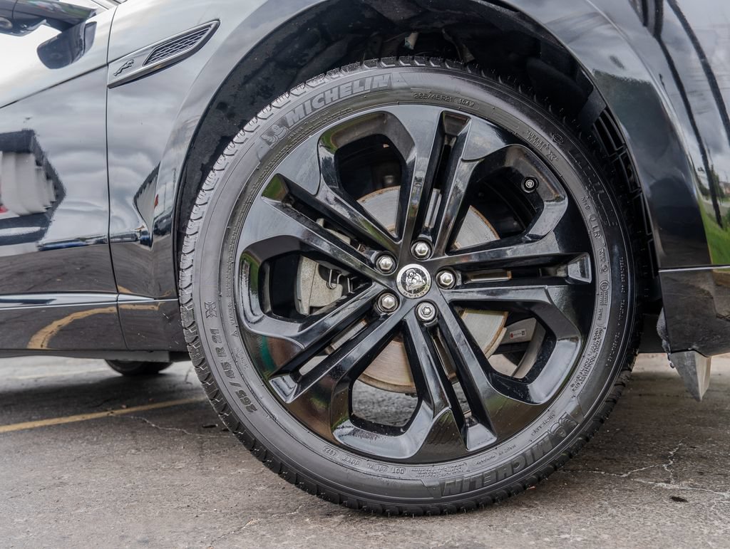 Used 2024 Jaguar F-PACE R-Dynamic S AWD/4WD image 30