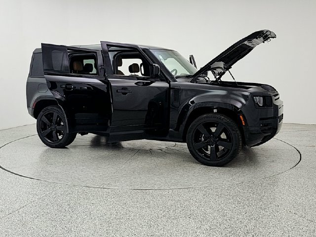 New 2026 Land Rover Defender 110 V8 AWD/4WD image 10