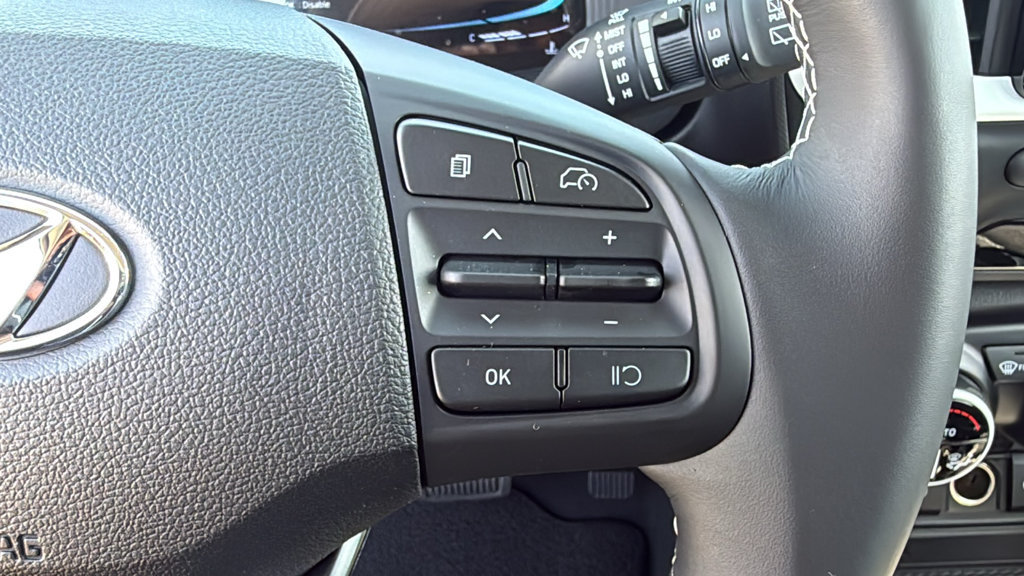New 2026 Hyundai Venue SEL FWD image 22