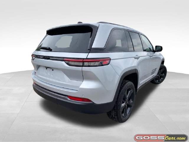 New 2026 Jeep Grand Cherokee Limited w/ Limited Altitude Package AWD/4WD image 3
