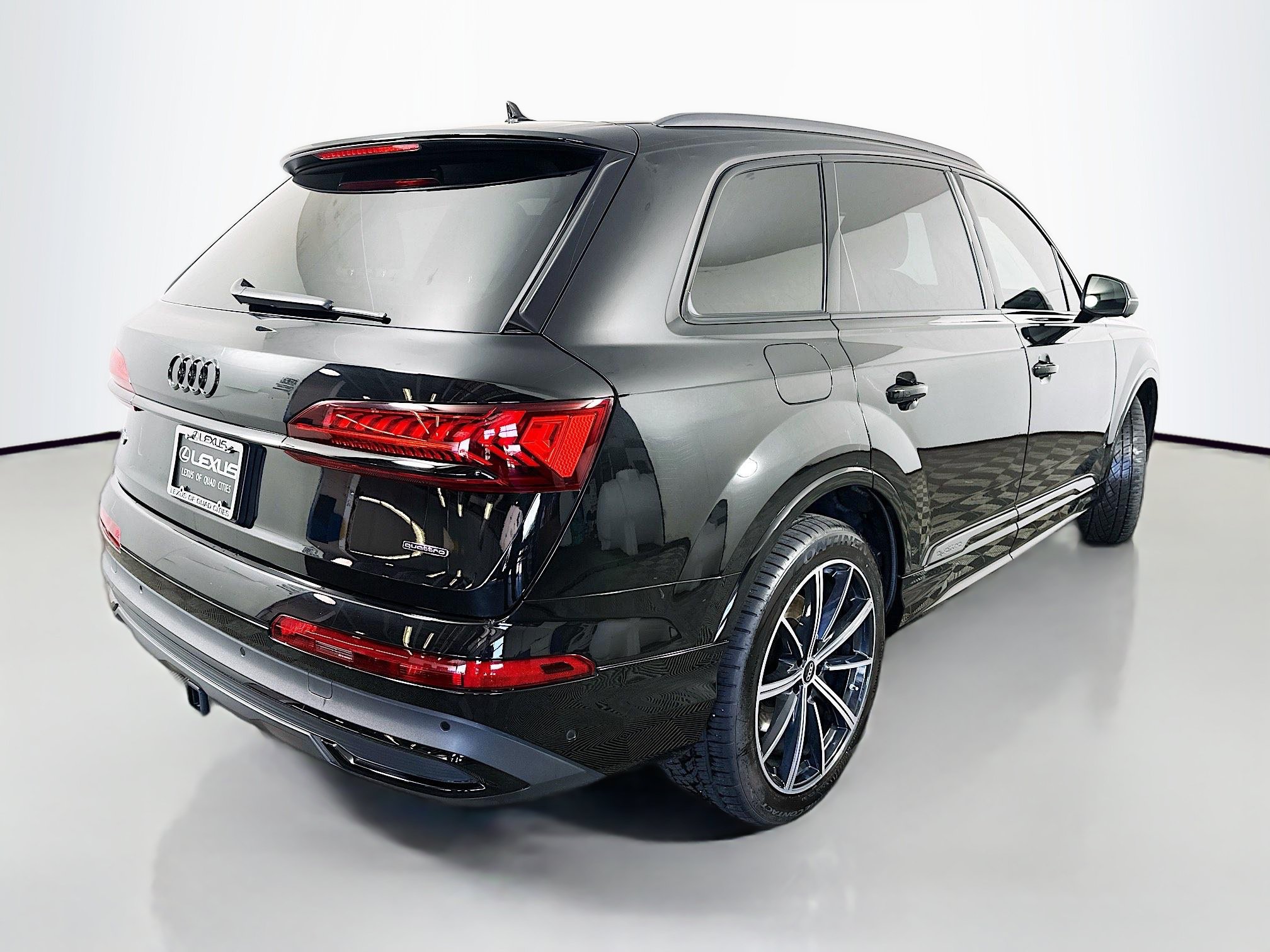 Used 2023 Audi Q7 3.0T Premium Plus w/ Premium Plus Package AWD/4WD image 7