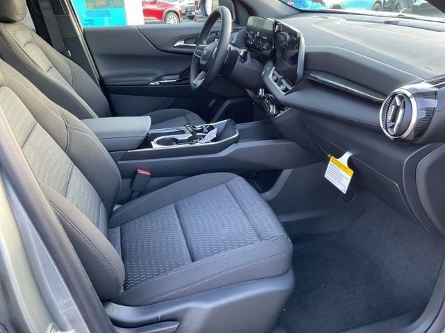 New 2026 Chevrolet Equinox LT image 33