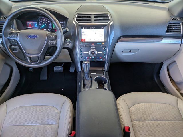 Certified 2018 Ford Explorer Limited image 13