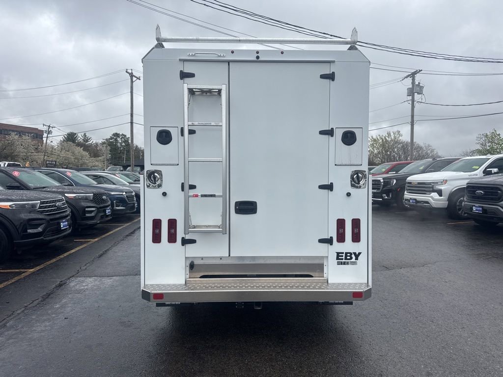 New 2026 Ford E-350 and Econoline 350 Super Duty w/ Power Equipment Group RWD image 6