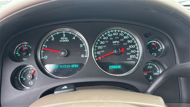 Used 2014 Chevrolet Tahoe LTZ image 17