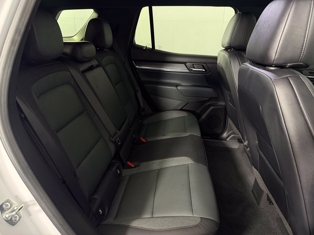 Used 2026 GMC Terrain AT4 w/ Convenience Package III AWD/4WD image 15