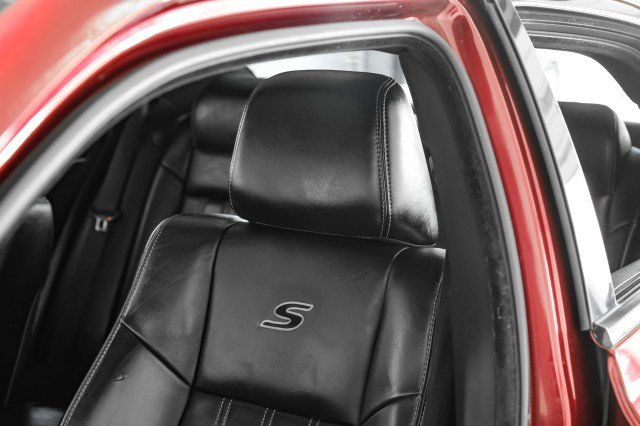 Used 2022 Chrysler 300 S image 29