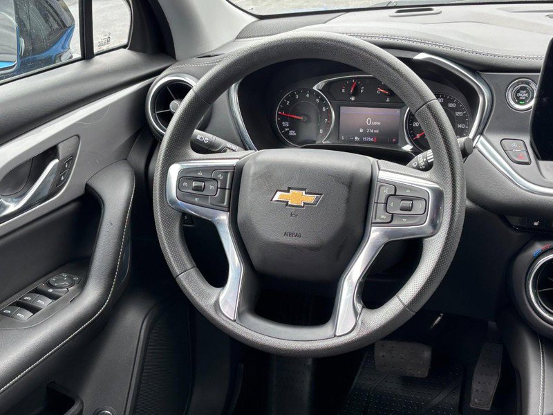 Certified 2024 Chevrolet Blazer LT w/ Convenience Package image 12