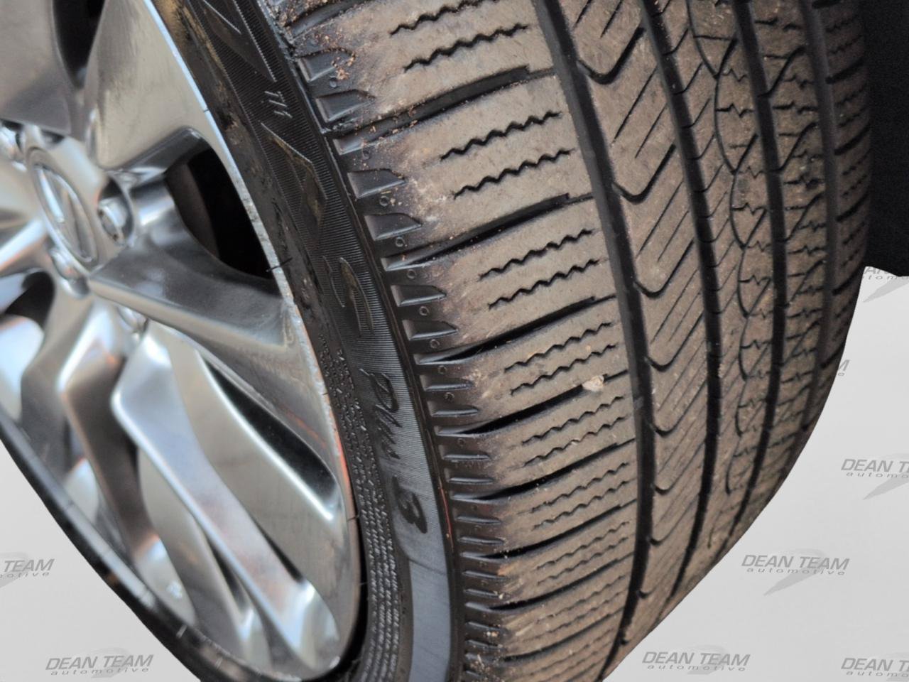 Used 2016 Acura RLX w/ Technology Package FWD image 32