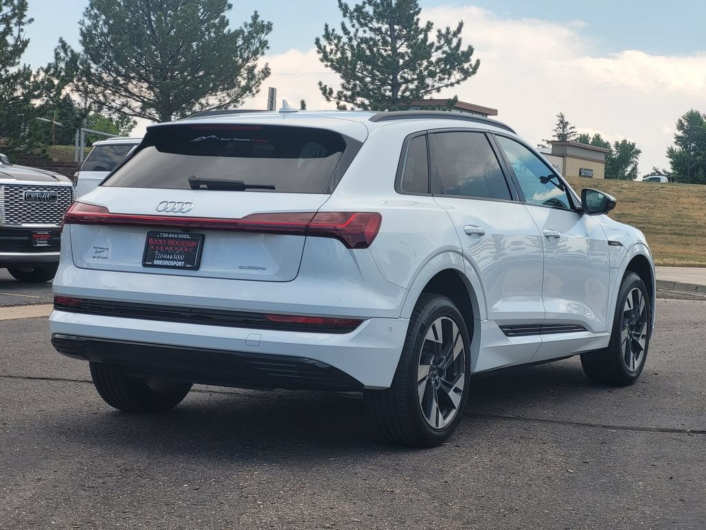 Used 2021 Audi e-tron Premium w/ Convenience Plus Package AWD/4WD image 4