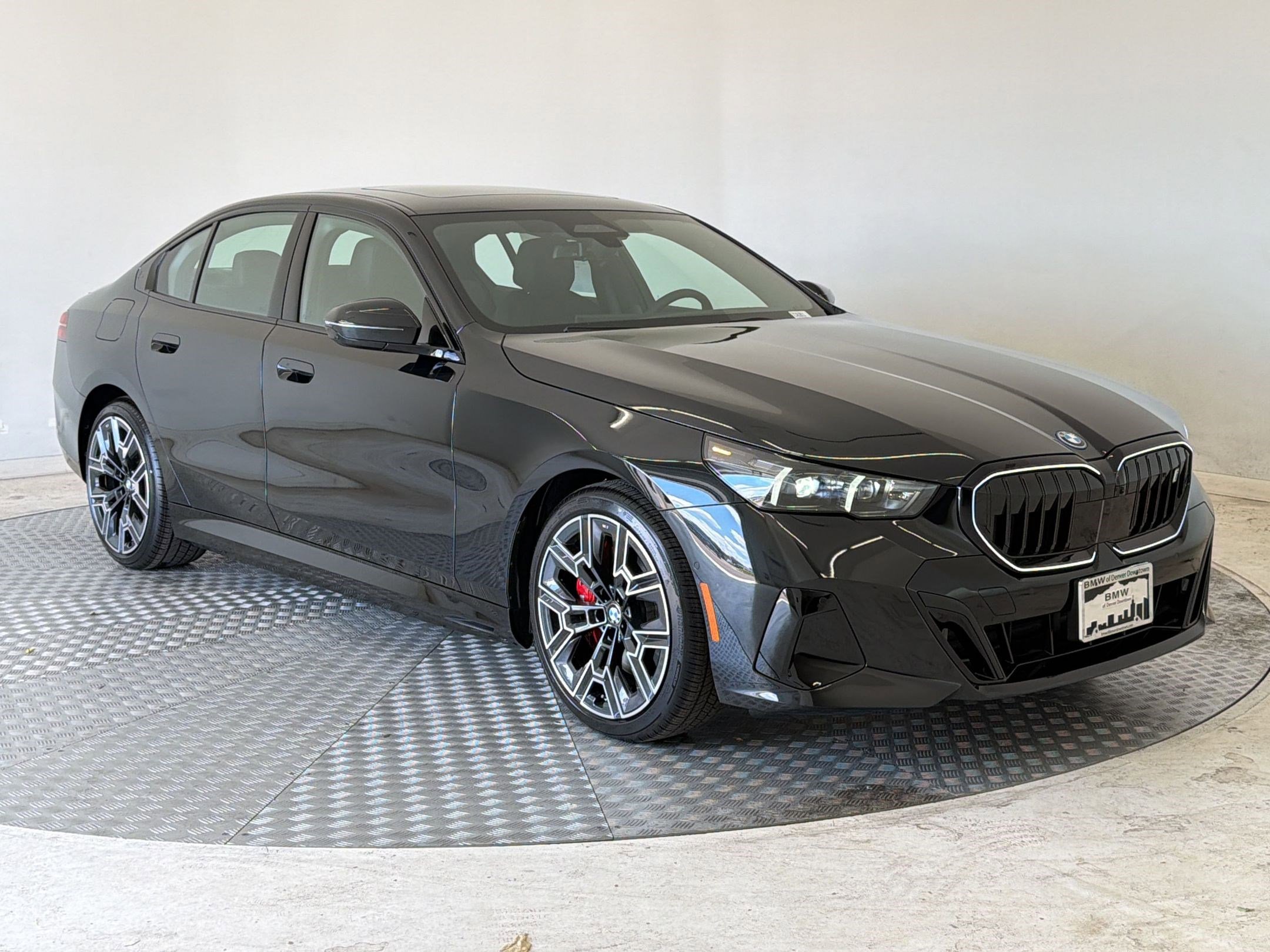 New 2026 BMW i5 eDrive40 w/ M Sport Package AWD/4WD image 7