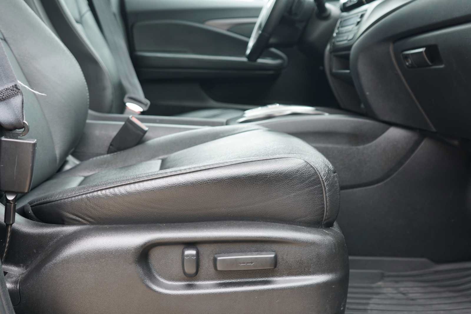 Used 2021 Honda Pilot Special Edition image 28