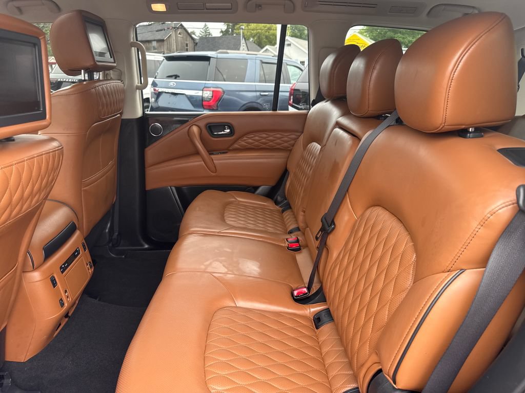 Used 2019 INFINITI QX80 Luxe AWD/4WD image 17