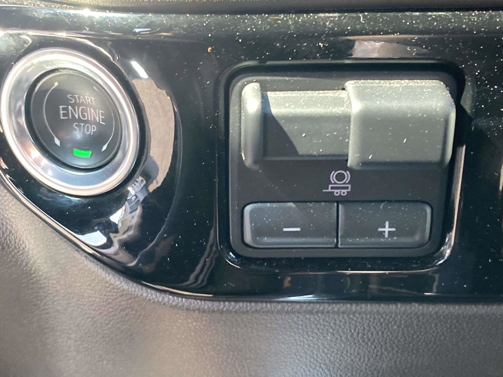 Used 2024 GMC Sierra 1500 SLT w/ SLT Premium Plus Package image 16